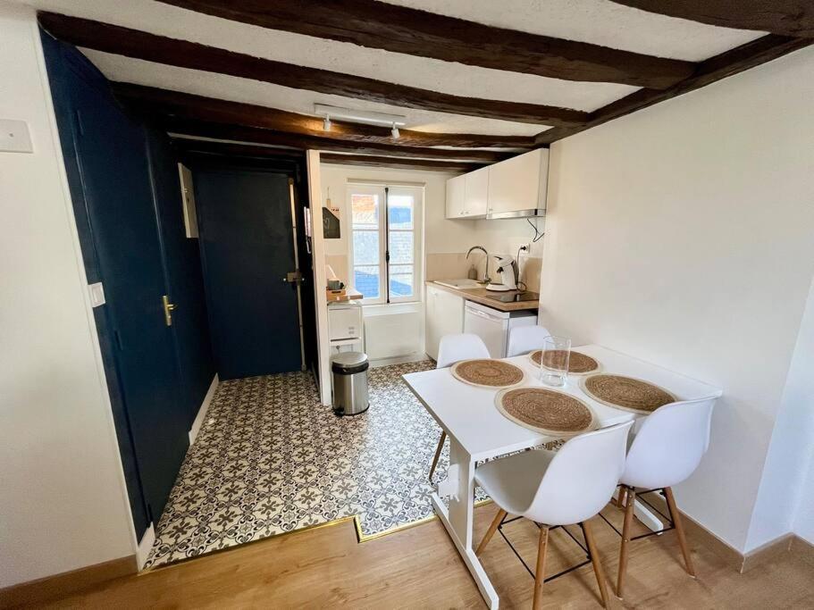 Appartement Cosy Hypercentre Place St Pierre Saumur Exteriér fotografie