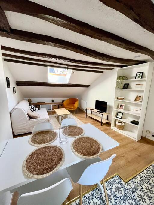 Appartement Cosy Hypercentre Place St Pierre Saumur Exteriér fotografie